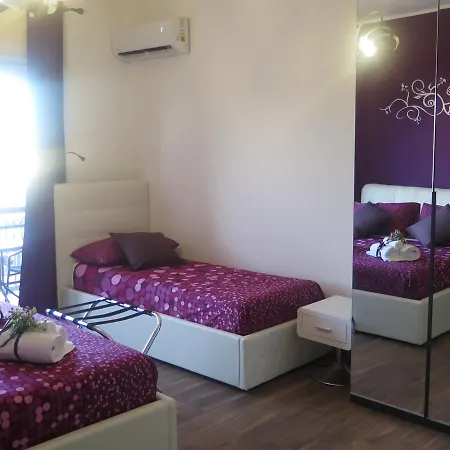 Symposium Отель типа 