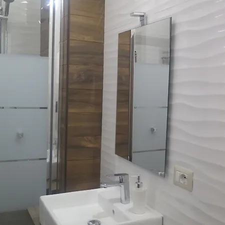 Bed & Breakfast Symposium 4*