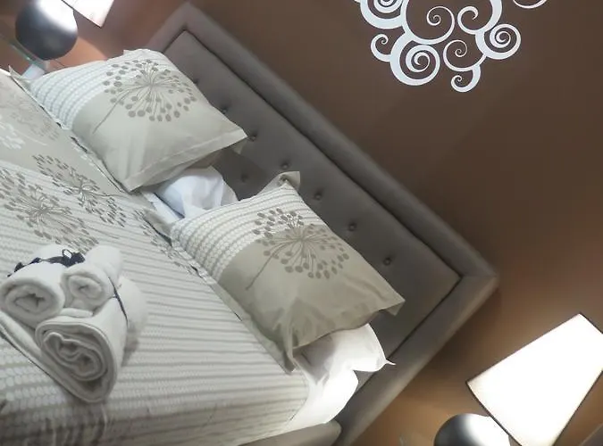 Symposium 住宿加早餐酒店 卡塔尼亚