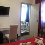 Symposium Oda ve Kahvaltı 4*