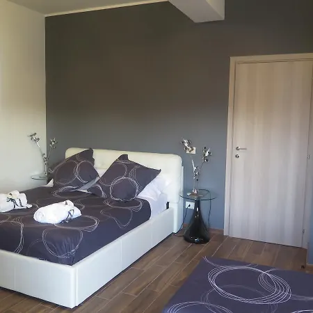 Symposium Bed & Breakfast 4*