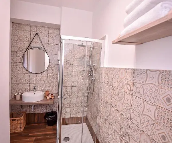 Symposium Bed and Breakfast Κατάνια